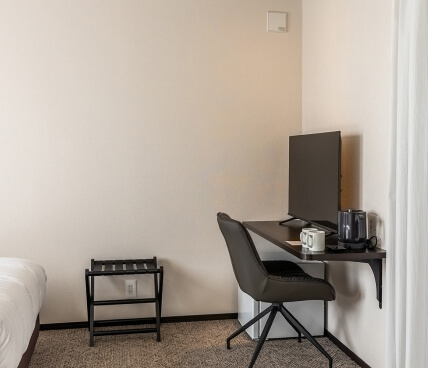 ミドルツインルーム2枚目のスライドへ移動する