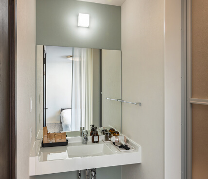 スタンダードツインルーム2枚目のスライドへ移動する